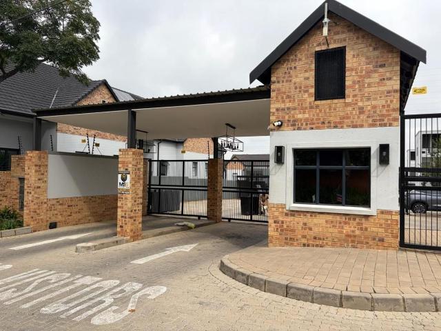 3 Bedroom apartment to rent in Ferndale, Randburg