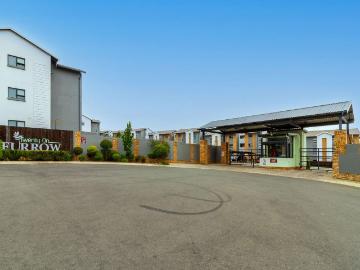 Apartment to rent in Mogale City Local Municipality - Storage room