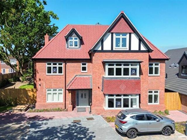 3 Bedroom Apartment To Rent In Oak Tree Place, Tanworth Lane, Solihull, B90