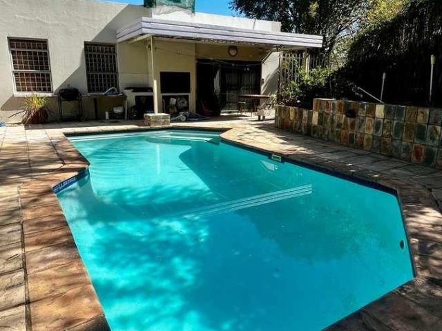 3 Bedroom Apartment to Rent in Lynnwood Ridge