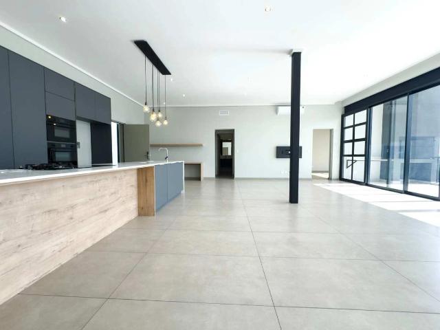 3 Bedroom Apartment to Rent in Midstream Estate