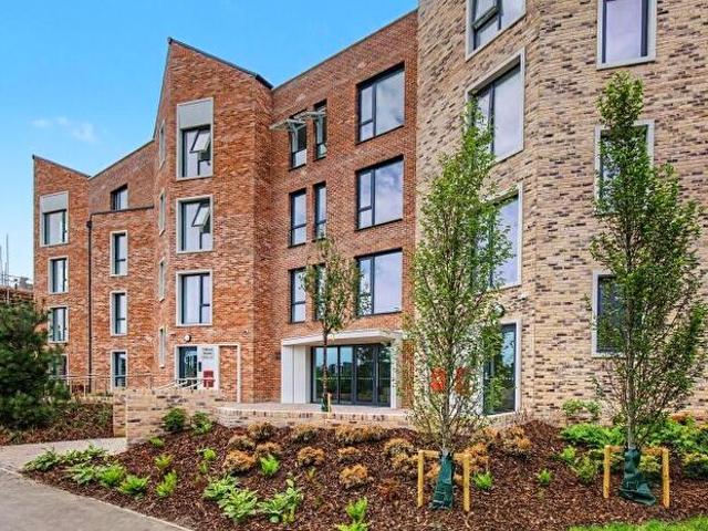 3 Bedroom Apartment To Rent In Munda Way, Oxford, OX2