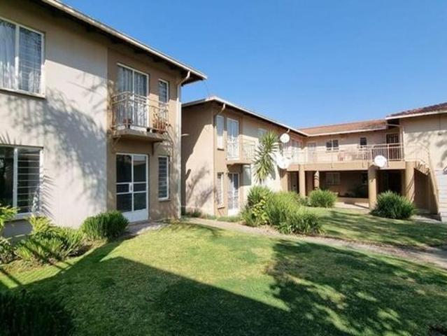 3 Bedroom apartment to rent in Radiokop, Roodepoort