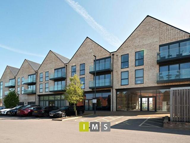 3 Bedroom Apartment To Rent In West Castle Street, Upper Heyford, OX25