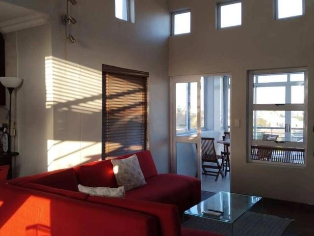 3 Bedroom Apartment to Rent in Tableview