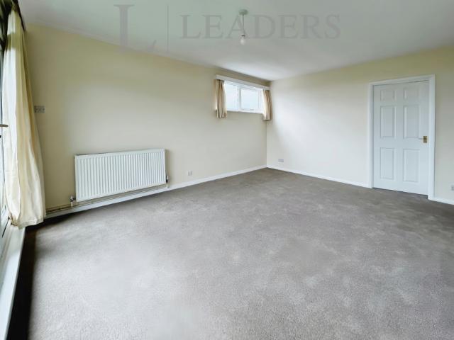 3 bedroom apartment to rent Linden Road, Bognor Regis, PO21