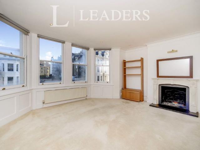 3 bedroom apartment to rent Sackville Gardens, Hove, BN3