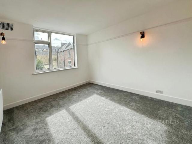 3 bedroom apartment to rent Union Street, Luton, Bedfordshire, LU1