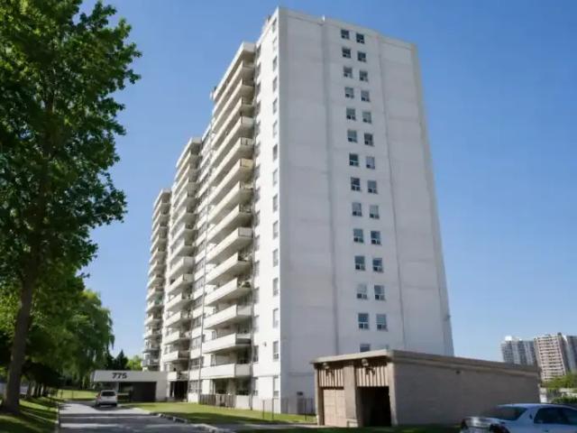 3 Bedroom Apartment Toronto ON 104470829