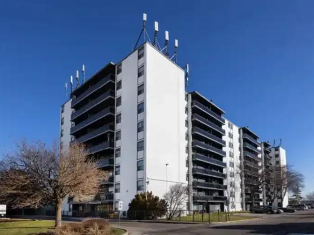 3 Bedroom Apartment Toronto ON 103611623