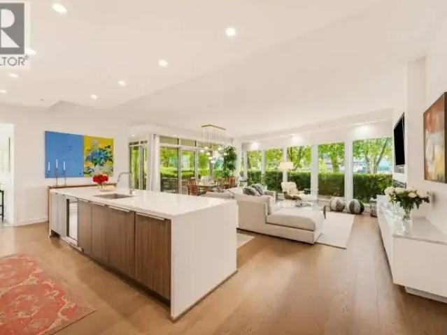 3 Bedroom Apartment Vancouver BC 103487656