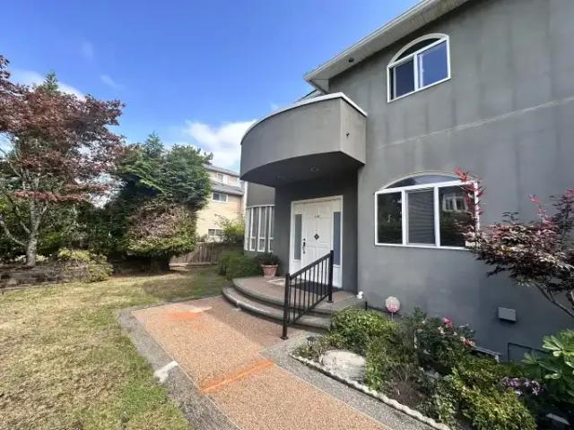 3 Bedroom Apartment Vancouver BC 104597754
