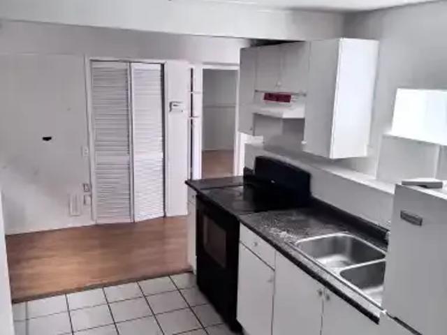 3 Bedroom Apartment Vancouver BC 105198676