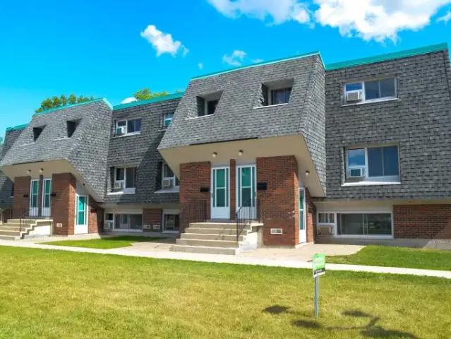 3 Bedroom Apartment Winnipeg MB 103739703