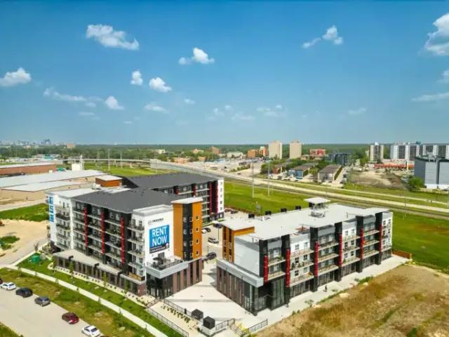 3 Bedroom Apartment Winnipeg MB 105100520