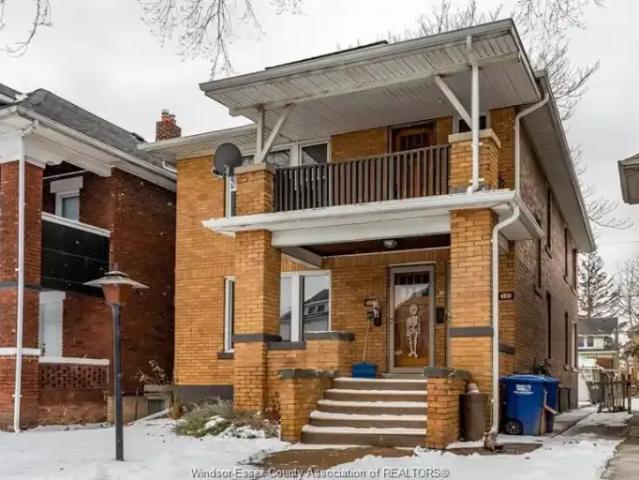 3 Bedroom Apartment Windsor ON LS104957723