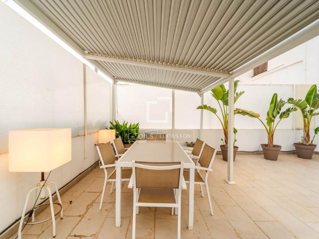 3 Bedroom apartment with 40m² terrace for rent in Ruzafa, Valencia