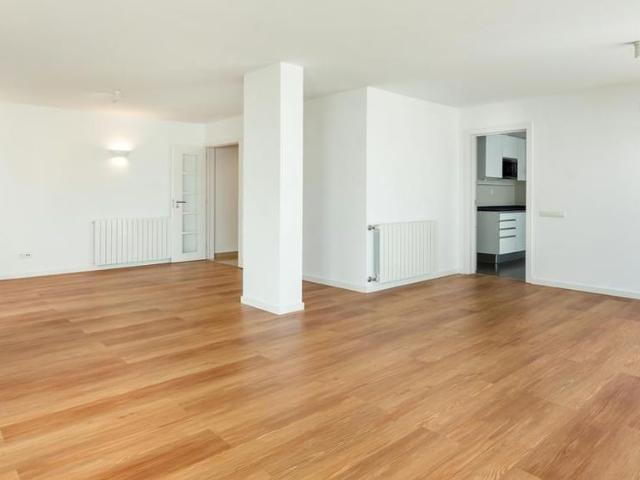 3 Bedroom Apartment with a view, Alto de Santa Catarina, Oeiras