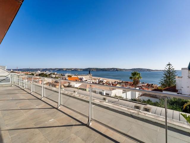 3 Bedroom Apartment with a view, Alto de Santa Catarina, Oeiras