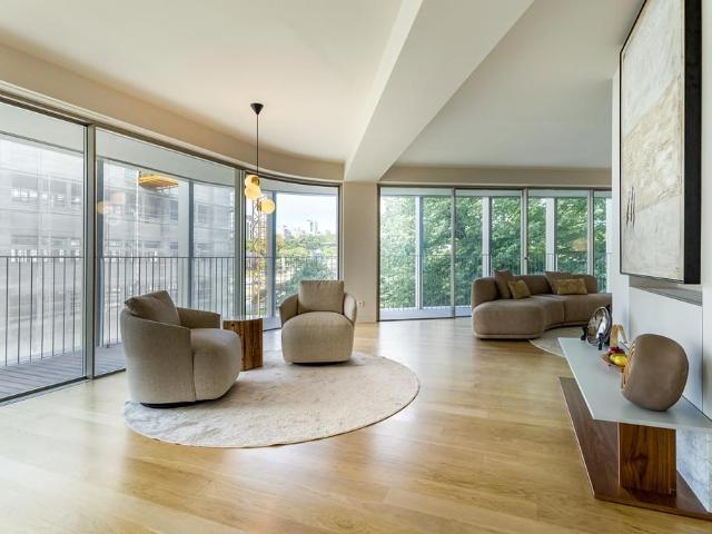 3 Bedroom Apartment with a view, Duque de Loulé, Lisboa