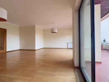 3 Bedroom Apartment with garden, Belas Clube de Campo, Sintra