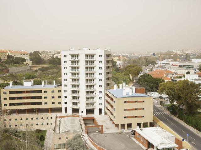 3 Bedroom Apartment with garden, Paço de Arcos, Oeiras