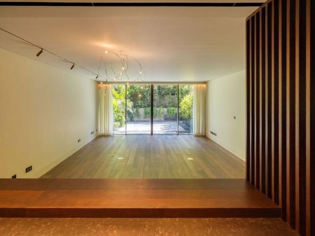 3 Bedroom Apartment with garden, São João do Estoril, Cascais