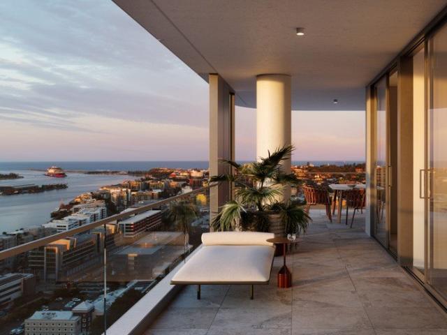 3 Bedroom Apartment with Harbour Views
