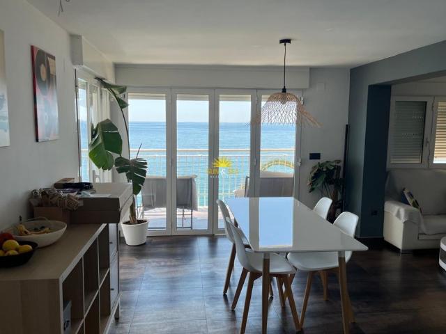 3 BEDROOM APARTMENT WITH SEA VIEWS LA ALBUFERETA