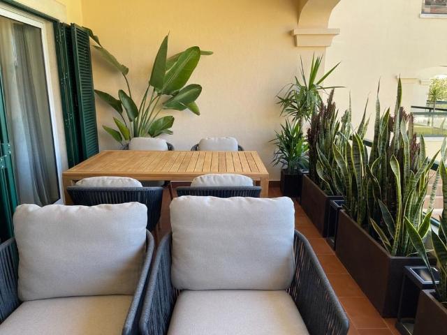 3 Bedroom Apartment with swimming pool, Cascais