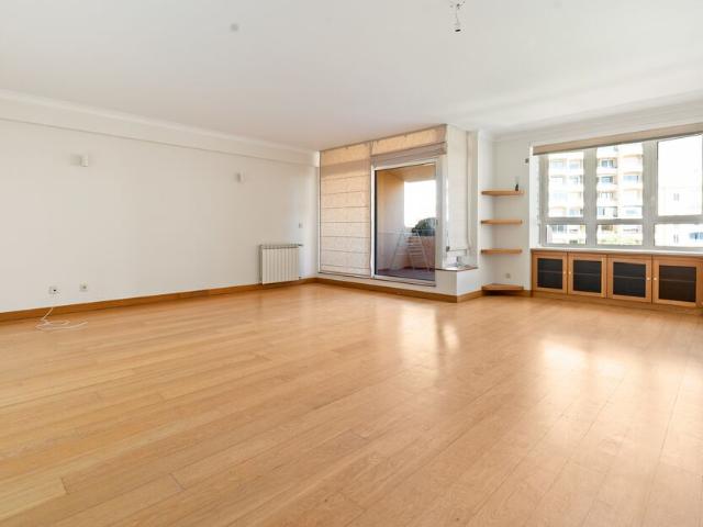 3 Bedroom Apartment with swimming pool, Gandarinha, Cascais