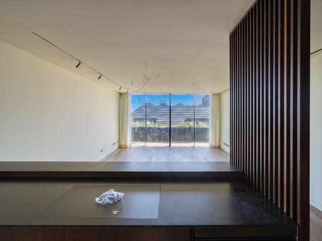 3 Bedroom Apartment with parking, São João do Estoril, Cascais