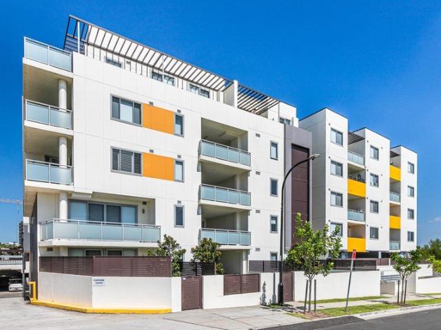 3 Bedroom Apartment with Picturesque Views