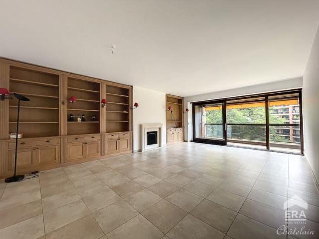 3 Bedroom Apartment with Terrace for Rent in Uccle