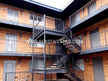3 Bedroom Apartment 1 Block From ISU Campus! Visit renfivestar.com for details