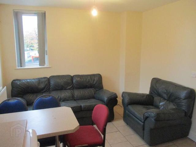 3 Bedroom Apartment, 26B University Avenue, Queens Quarter, Belfast, BT7 1GY