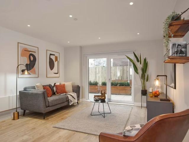 3 bedroom apartment