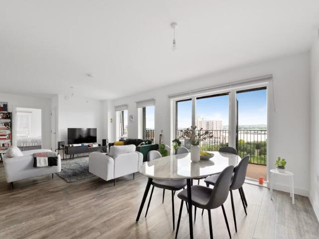 3 bedroom apartment