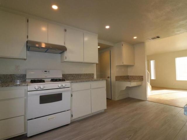 3 bedroom, Apple Valley CA 92307 106115527