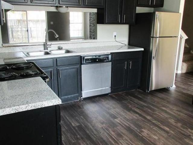 3 bedroom, Arlington TX 76015 LS104727194