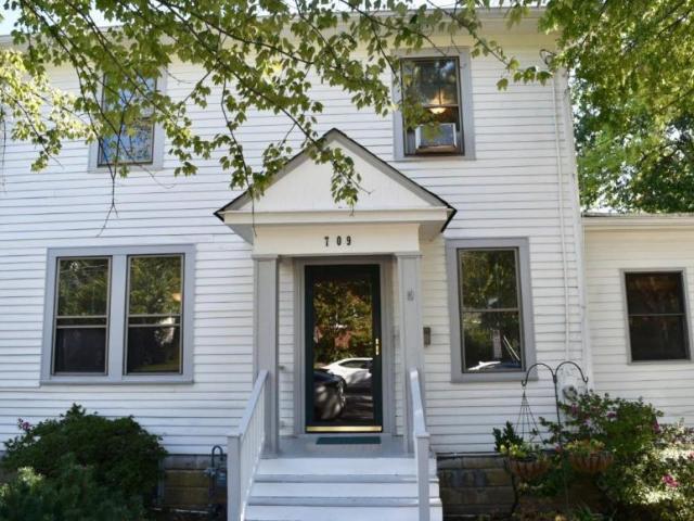 3 bedroom, Arlington VA 22201 106244493
