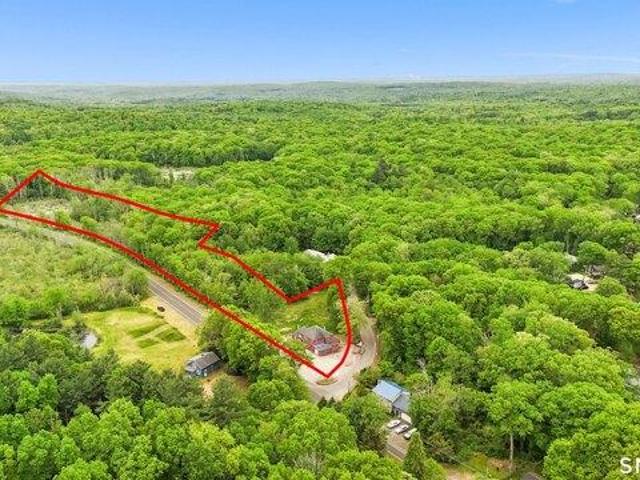 3 bedroom, Ashford CT 06278 104298547