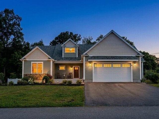 3 bedroom, Attleboro MA 02703 105550375