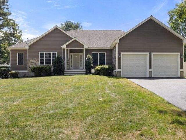 3 bedroom, Attleboro MA 02703 105514603