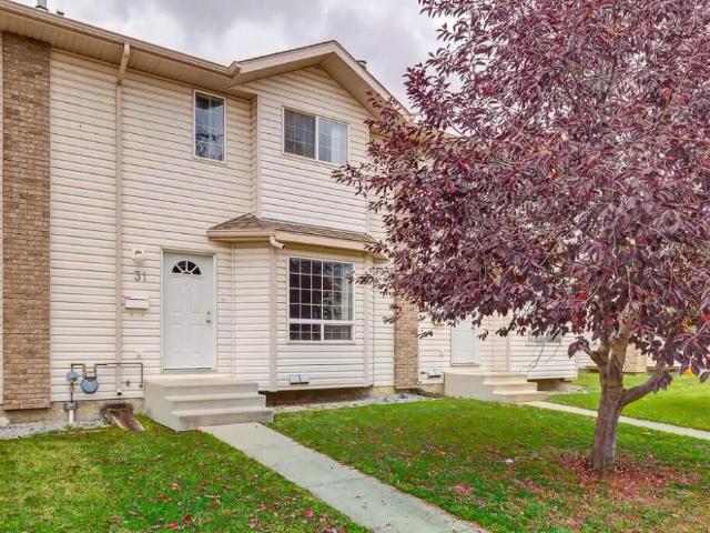 3 Bedroom at Kyte Crescent Townhomes
