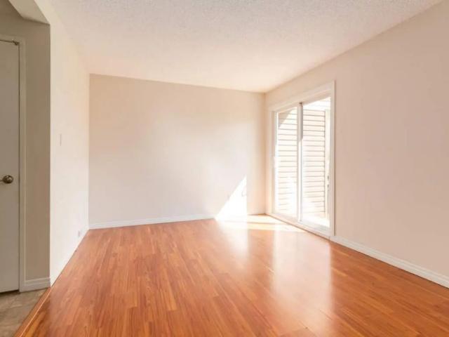 3 Bedroom at Hooke County Townhomes