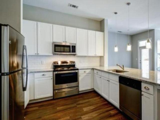 3 bedroom, Atlanta GA 30318 100833792