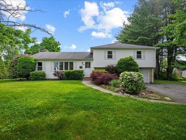 3 bedroom, Auburn MA 01501 104568339
