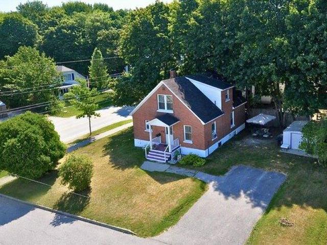 3 bedroom, Auburn ME 04210 105652123