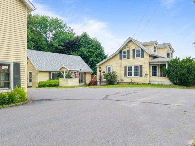 3 bedroom, Augusta ME 04330 105590420